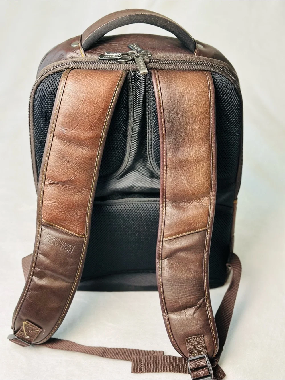 Kenneth Cole Reaction Full Grain Leather 16” Laptop Tablet Travel Backpack